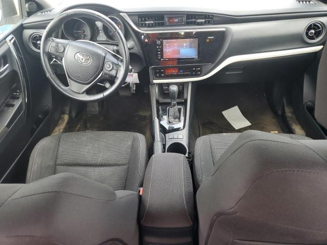  TOYOTA COROLLA 2018 Srebrny