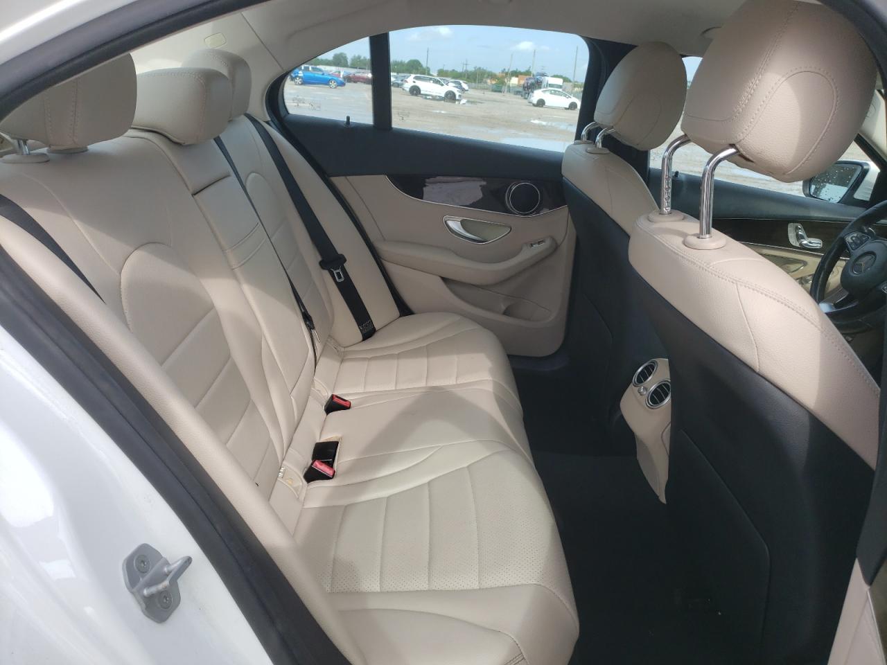 2015 Mercedes-Benz C 300 VIN: 55SWF4JB6FU071034 Lot: 64922755