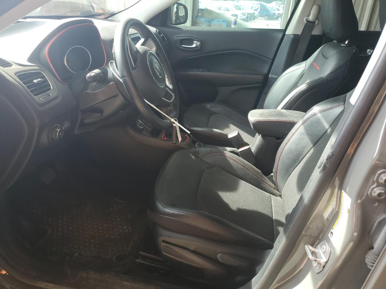 2020 Jeep Compass Trailhawk VIN: 3C4NJDDB4LT245624 Lot: 65268205