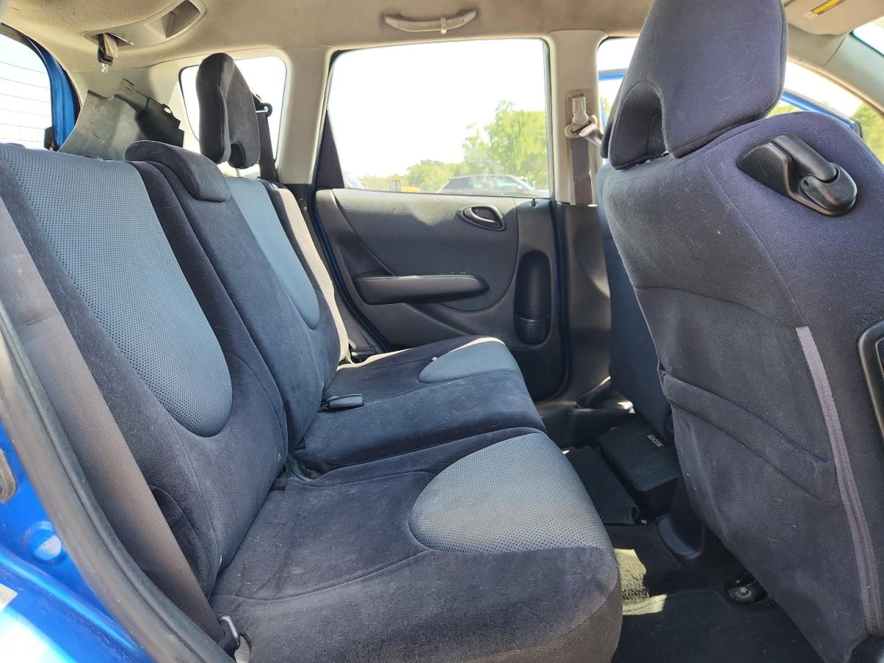 2007 Honda Fit S VIN: JHMGD38637S041538 Lot: 65153925
