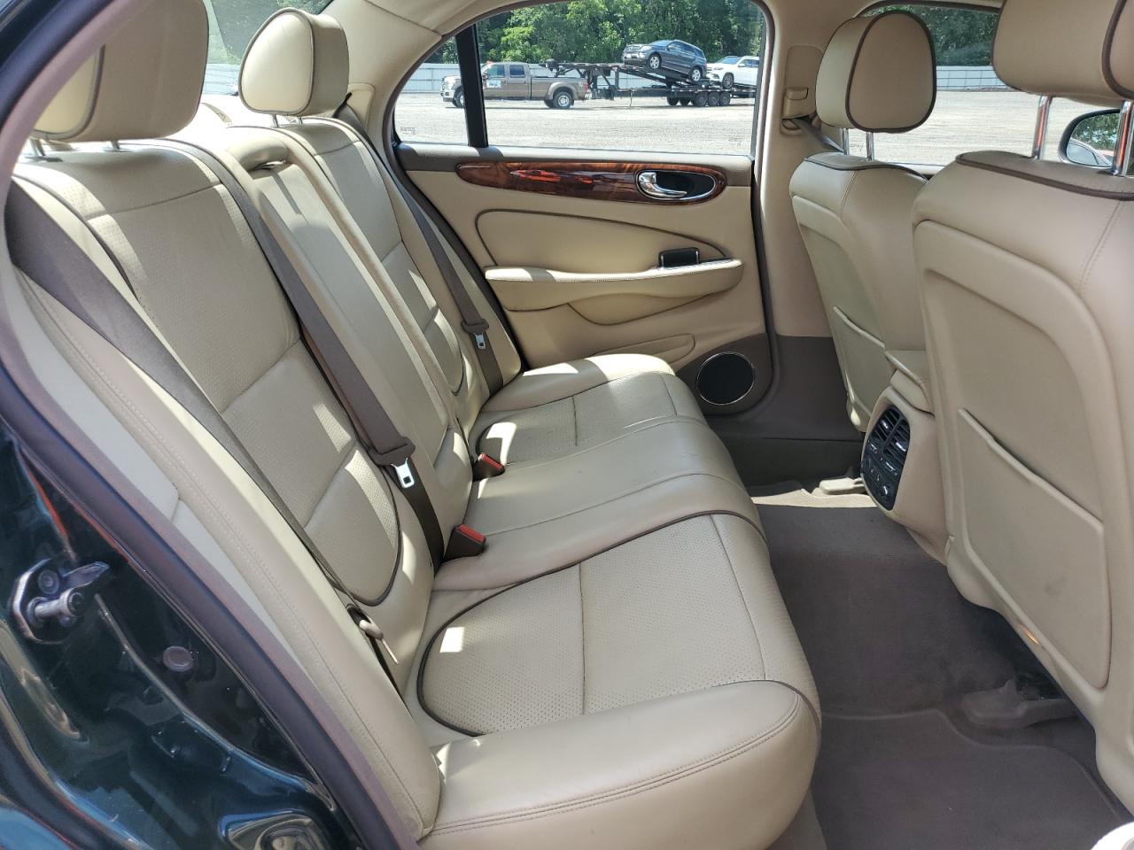 2008 Jaguar Xj8 VIN: SAJWA71B68SH23145 Lot: 63817035