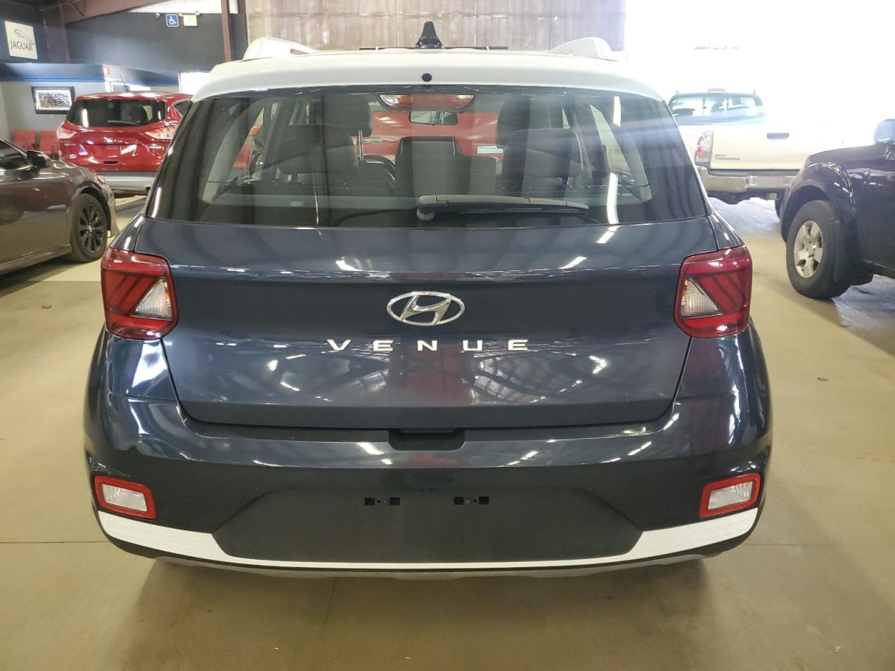 2021 Hyundai Venue Sel VIN: KMHRC8A34MU090835 Lot: 65203495