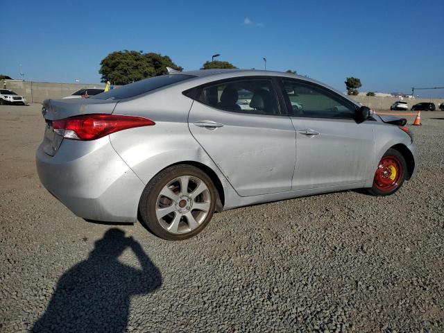  HYUNDAI ELANTRA 2012 Серебристый