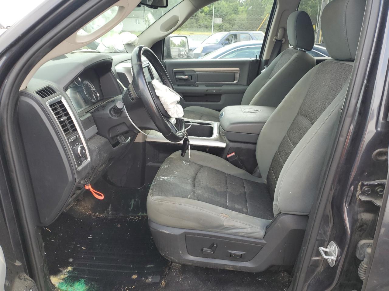 1c6rr7lg6hs599881 1C6RR7LG6HS599881 2017 Ram 1500 Slt