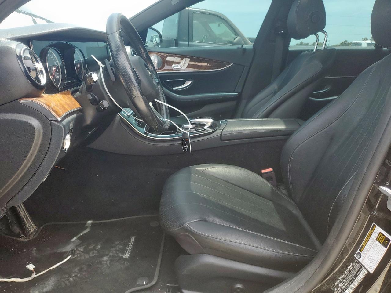2018 Mercedes-Benz E 300 VIN: WDDZF4JB6JA321474 Lot: 65290415