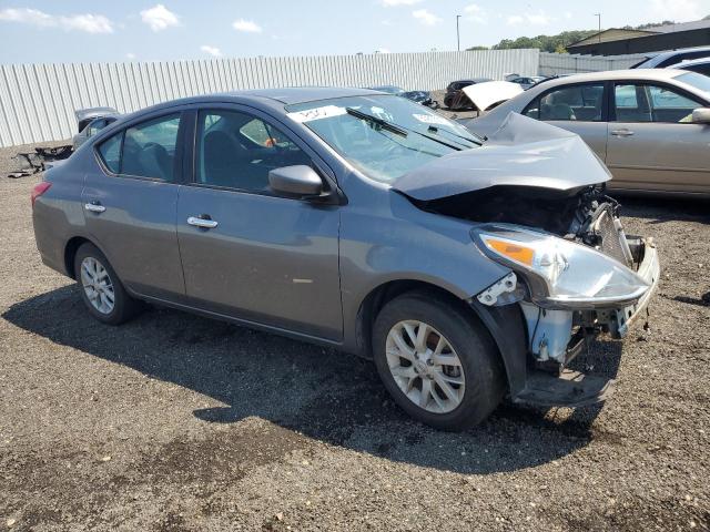  NISSAN VERSA 2019 Gray