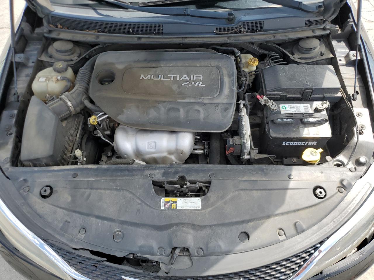 2015 Chrysler 200 Limited VIN: 1C3CCCAB2FN666721 Lot: 64222965