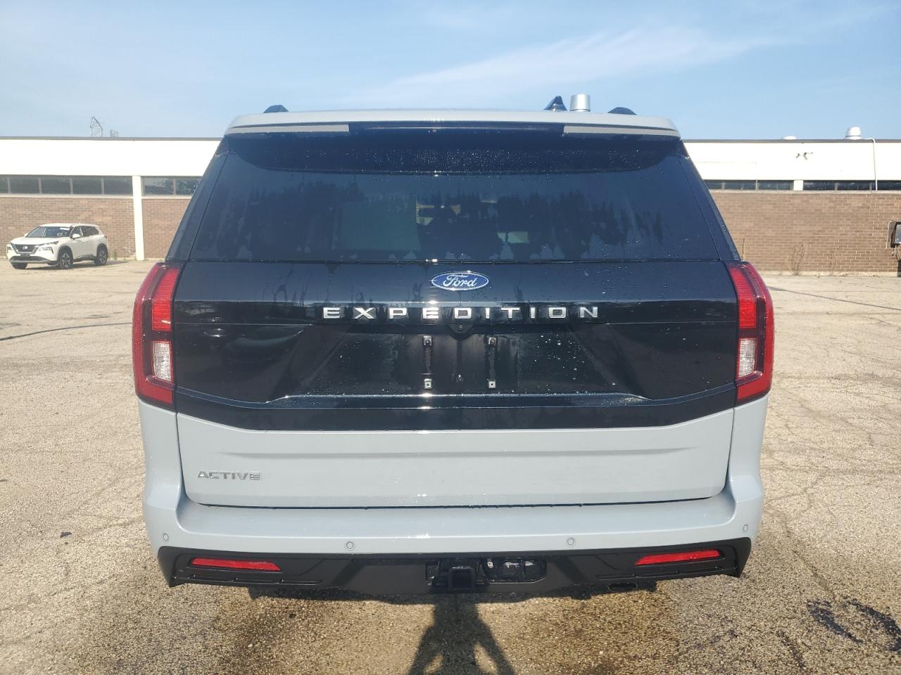 2025 Ford Expedition Active VIN: 1FMJU1J8XSEA22849 Lot: 64723525