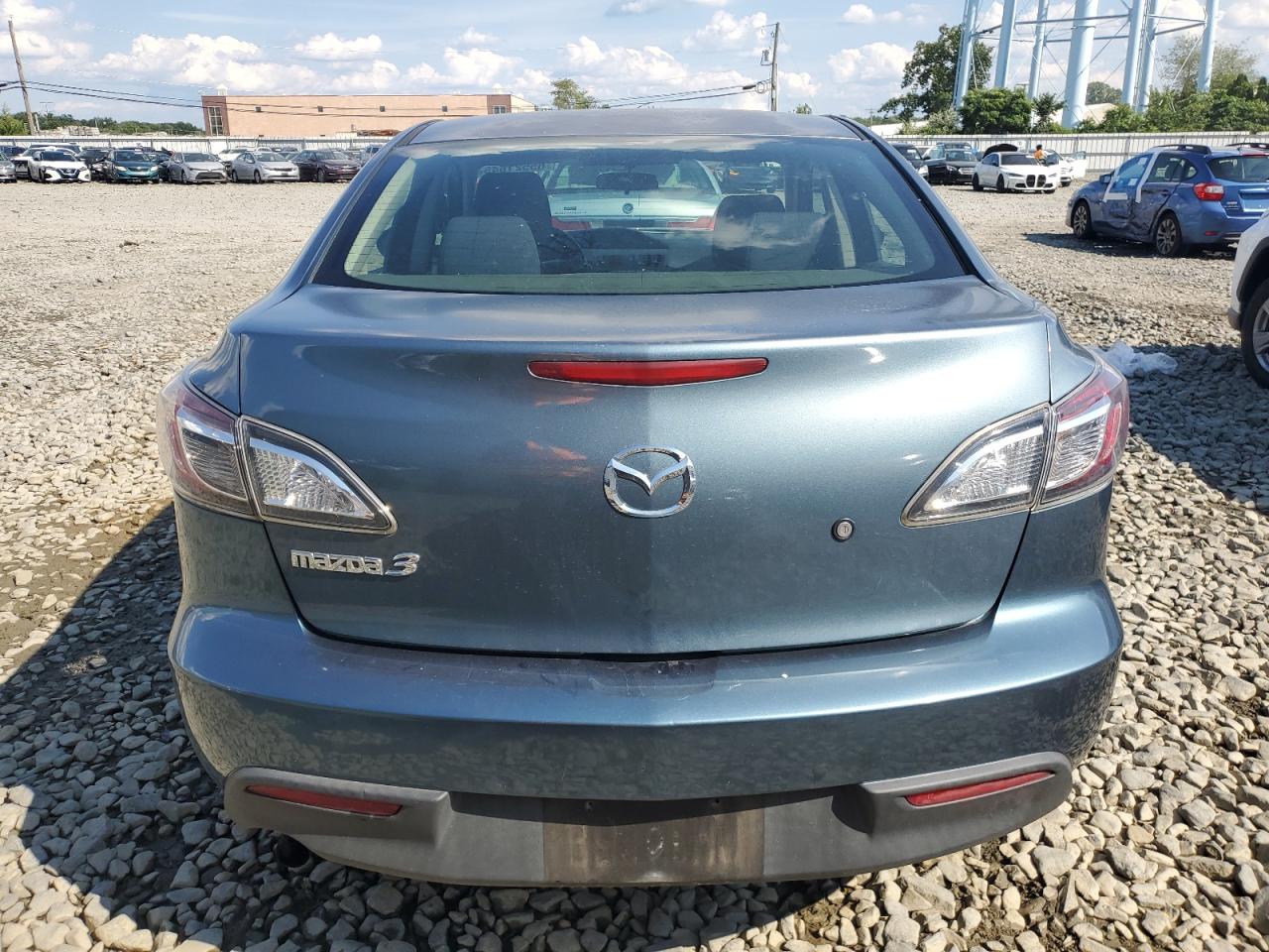 2011 Mazda 3 I VIN: JM1BL1UG8B1902003 Lot: 65521645
