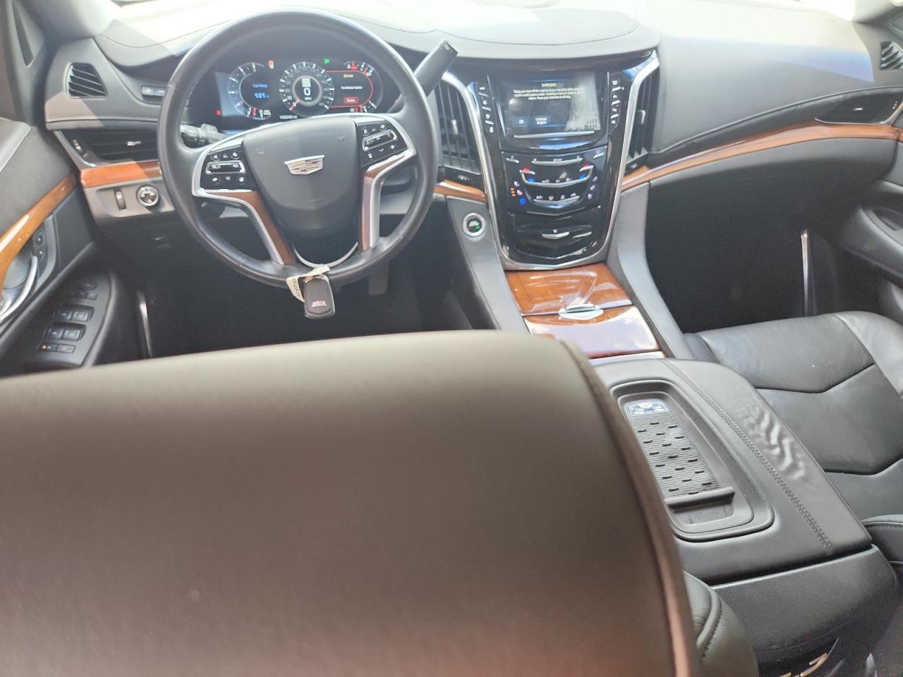 2017 Cadillac Escalade Premium Luxury VIN: 1GYS4CKJ3HR212994 Lot: 65971605