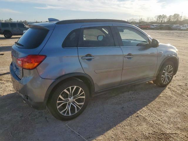  MITSUBISHI OUTLANDER 2017 Silver