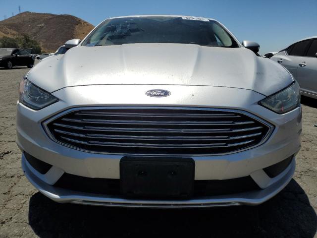  FORD FUSION 2017 Серебристый