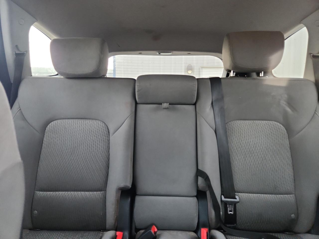 2018 Hyundai Santa Fe Se VIN: KM8SMDHF0JU278724 Lot: 65209175