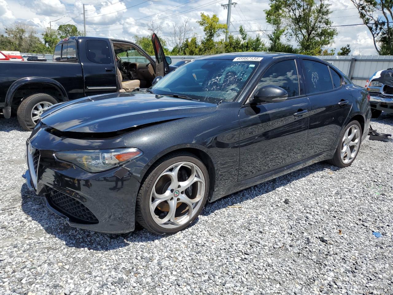 zarfaeen3j7588919 ZARFAEEN3J7588919 2018 Alfa Romeo Giulia Ti Q4