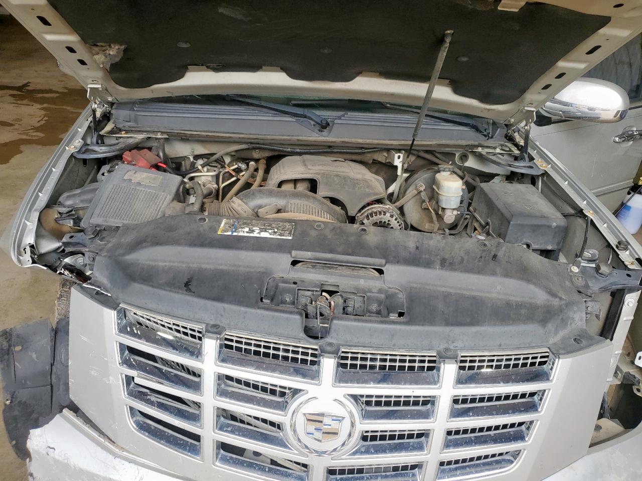 2011 Cadillac Escalade Esv Premium VIN: 1GYS3JEFXBR134946 Lot: 63870395