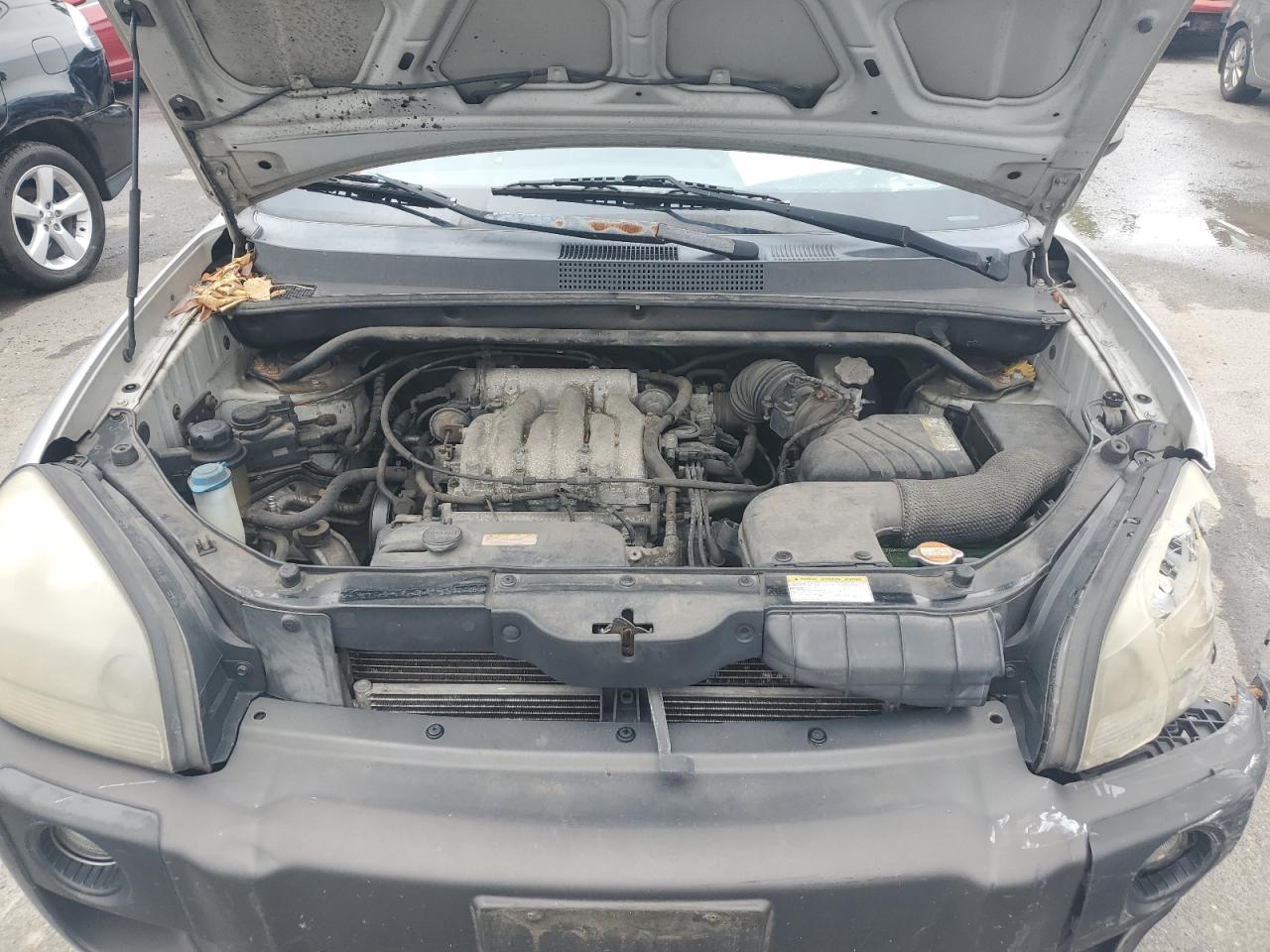 2005 Hyundai Tucson Gls VIN: KM8JN12D85U067615 Lot: 63128155