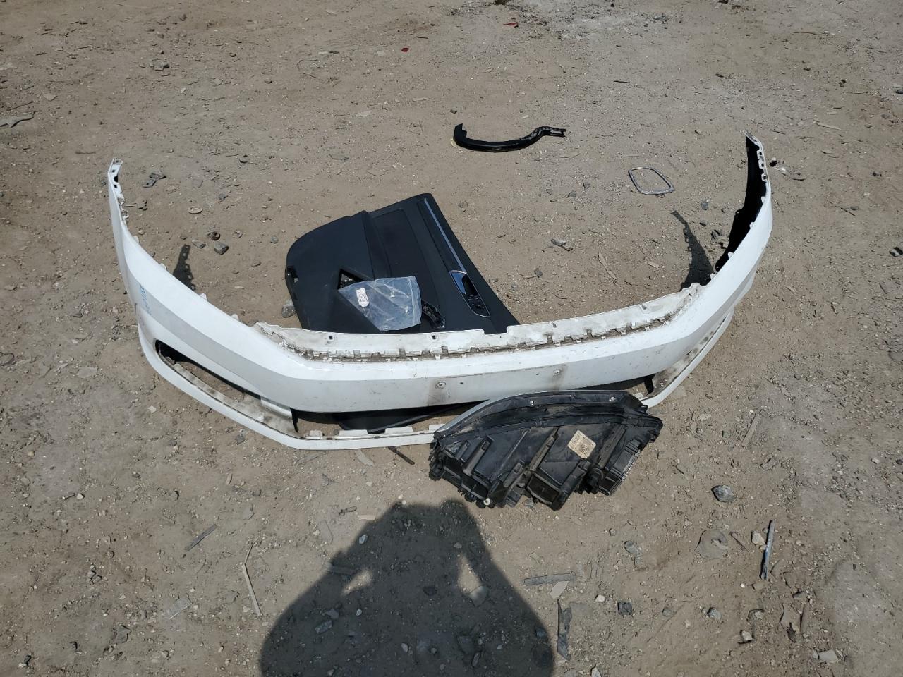 2018 Volkswagen Passat Se VIN: 1VWBA7A39JC020705 Lot: 66120395