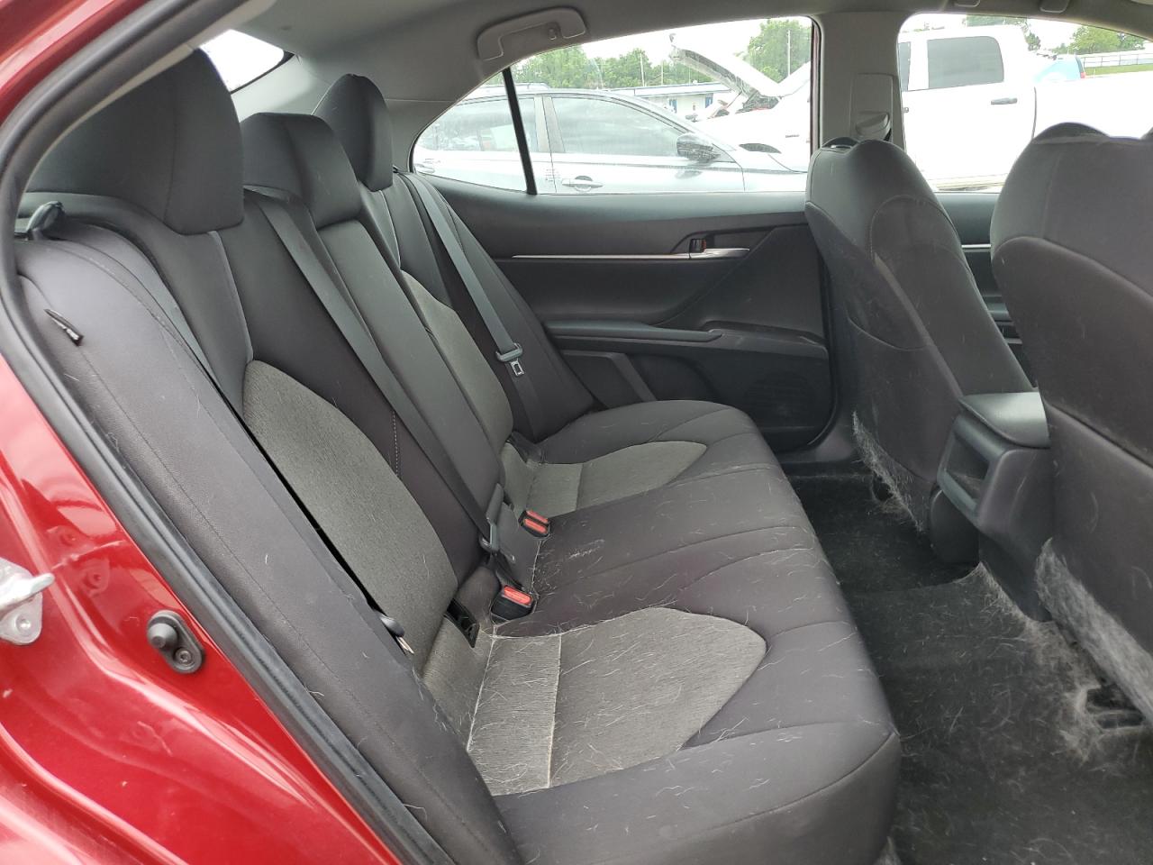 2021 Toyota Camry Le VIN: 4T1C11AKXMU572672 Lot: 62947075