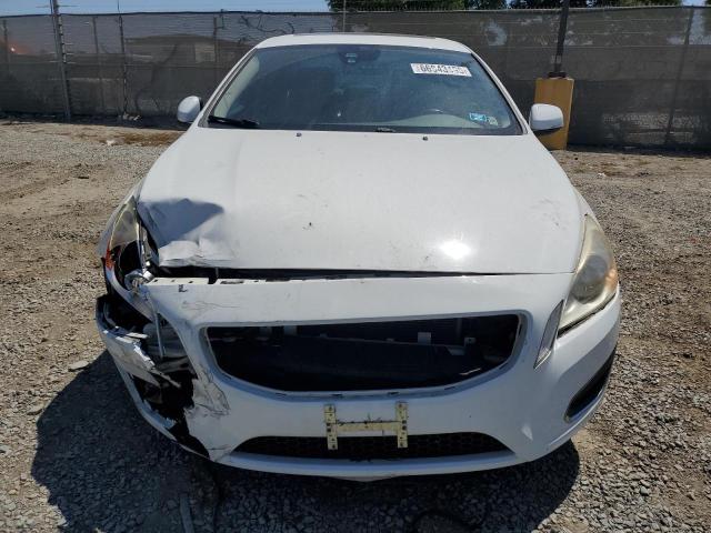  VOLVO S60 2012 Biały