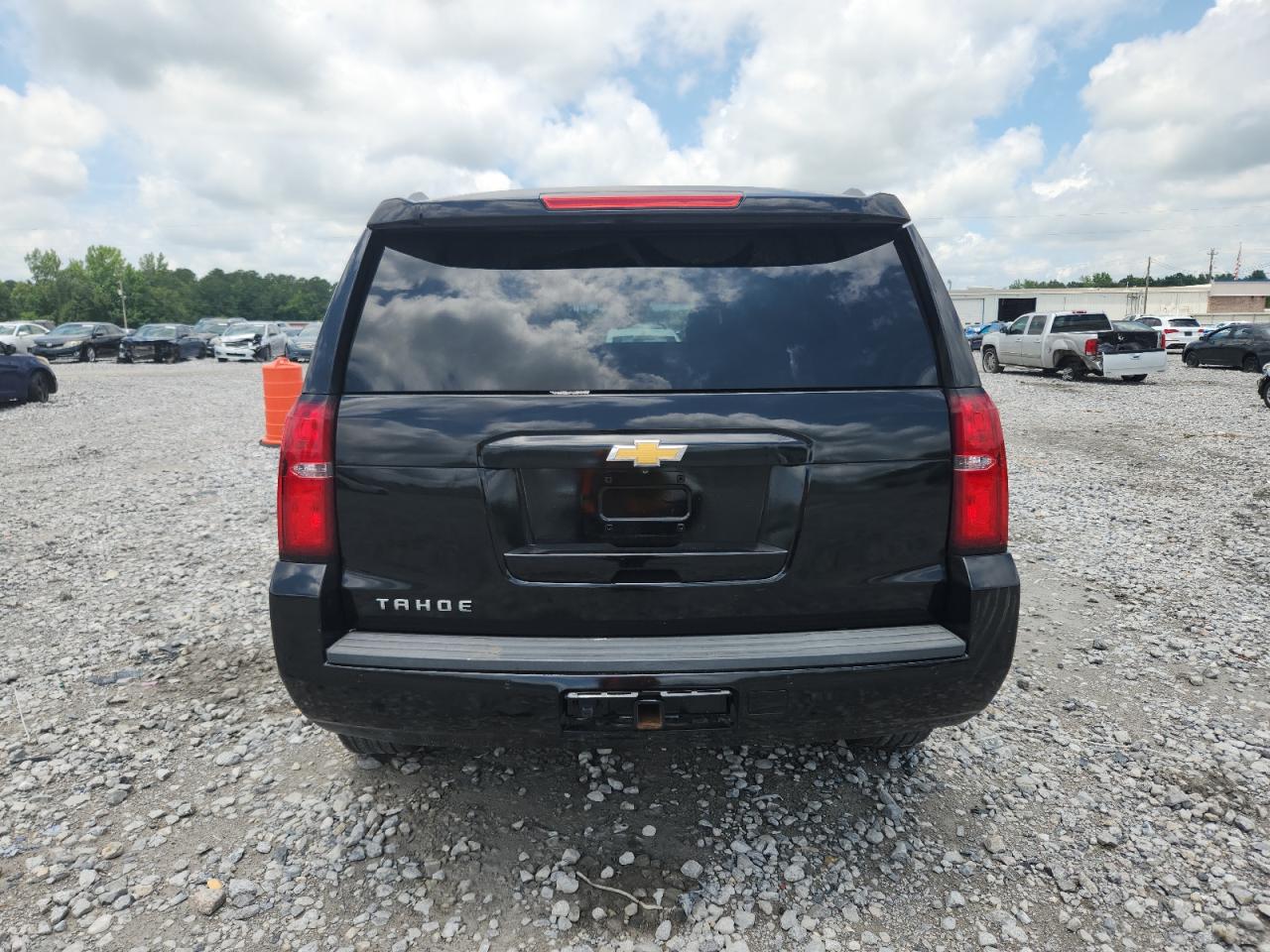 2015 Chevrolet Tahoe C1500 Lt VIN: 1GNSCBKC8FR688182 Lot: 62643215