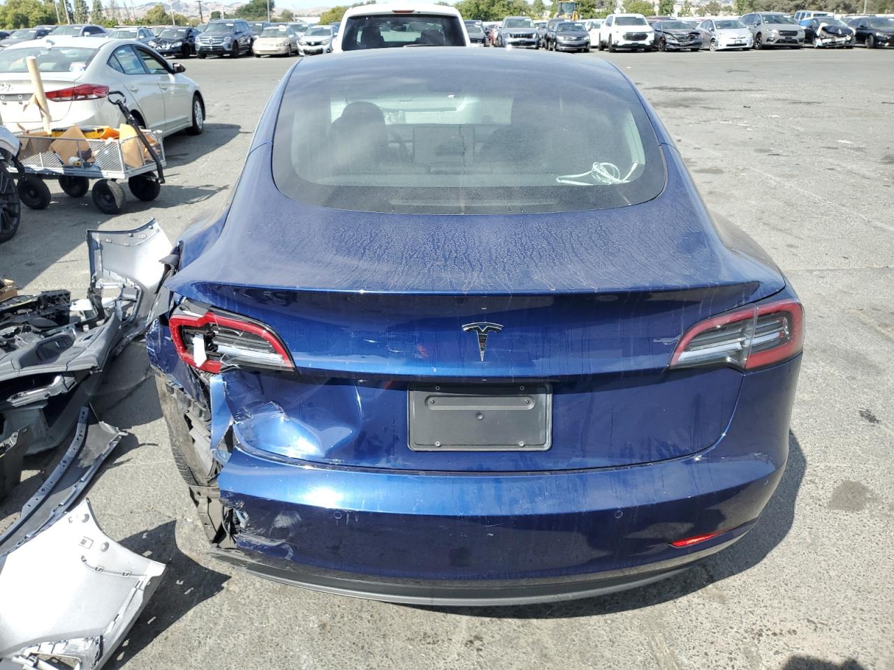 2018 Tesla Model 3 VIN: 5YJ3E1EA3JF160611 Lot: 63317885