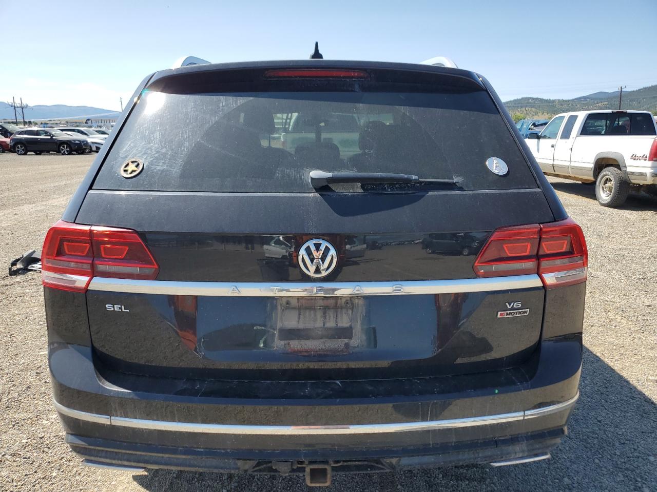 2018 Volkswagen Atlas Sel VIN: 1V2RR2CA1JC548889 Lot: 64197195