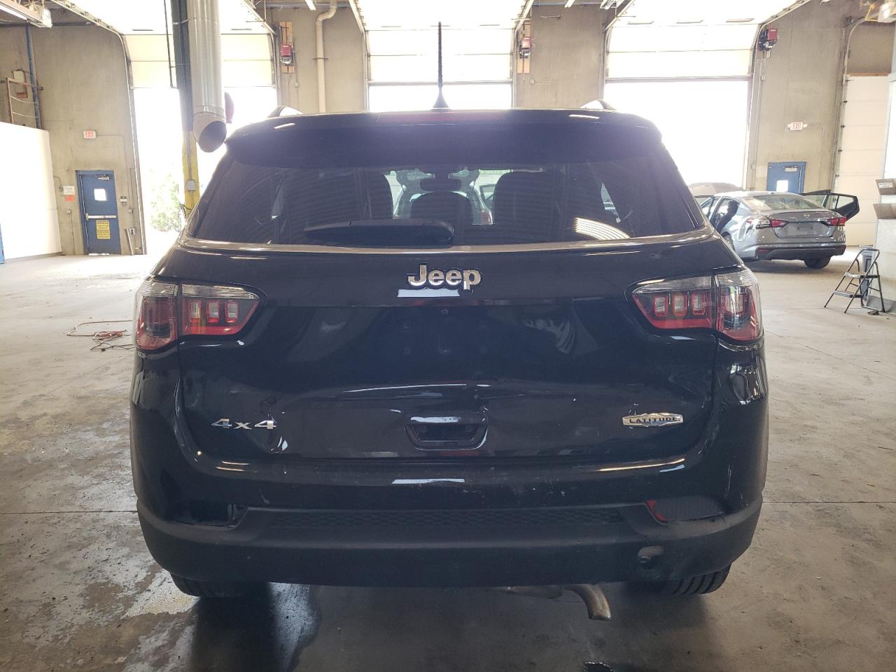 2018 Jeep Compass Latitude VIN: 3C4NJDBB0JT180531 Lot: 64718445