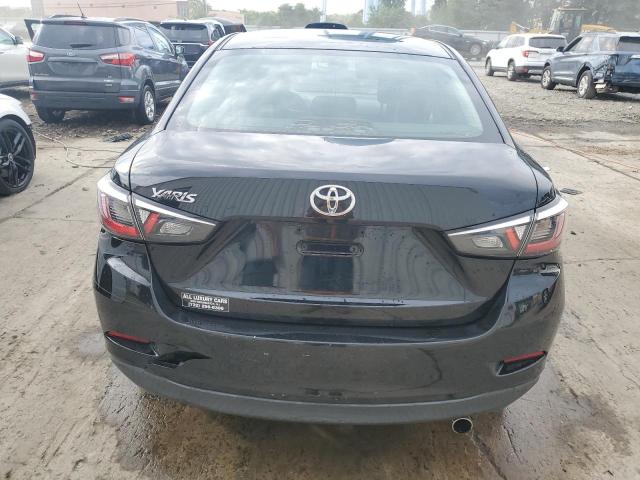  TOYOTA YARIS 2016 Czarny
