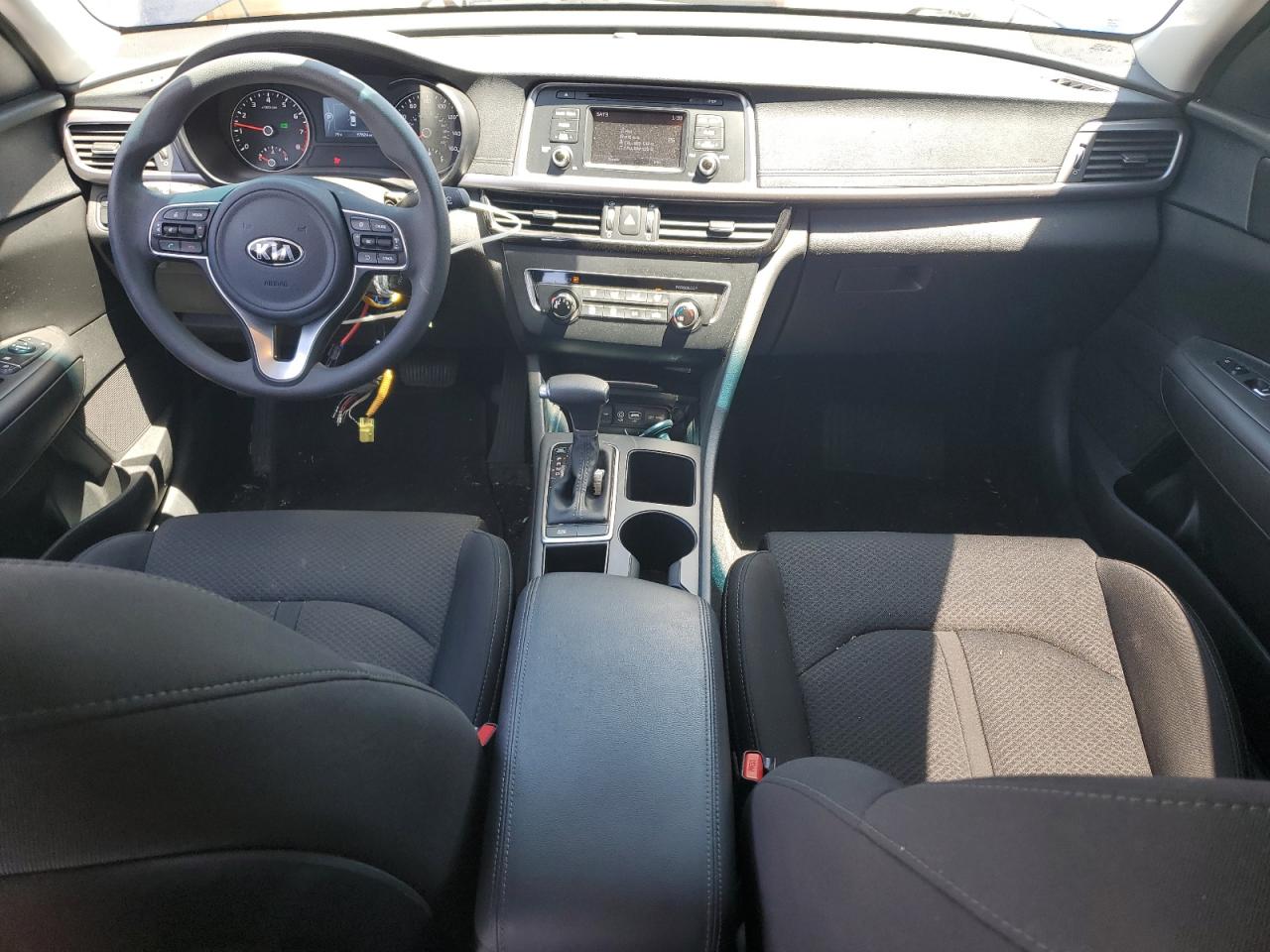 5xxgt4l30hg144628 5XXGT4L30HG144628 2017 Kia Optima Lx