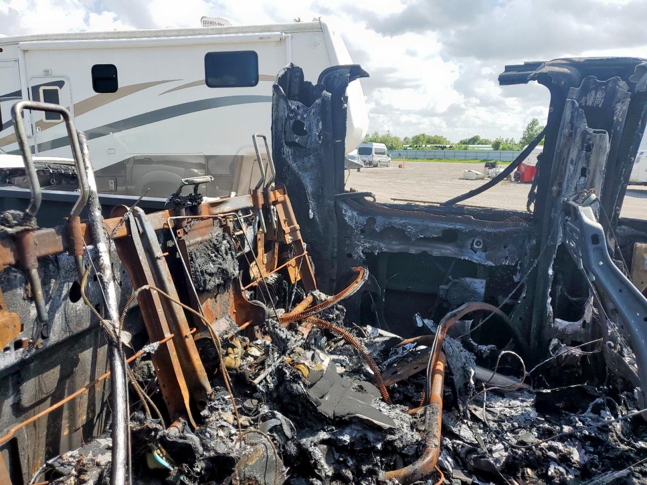 2019 Ford F350 Super Duty VIN: 1FT8W3DT7KEE20268 Lot: 65681115