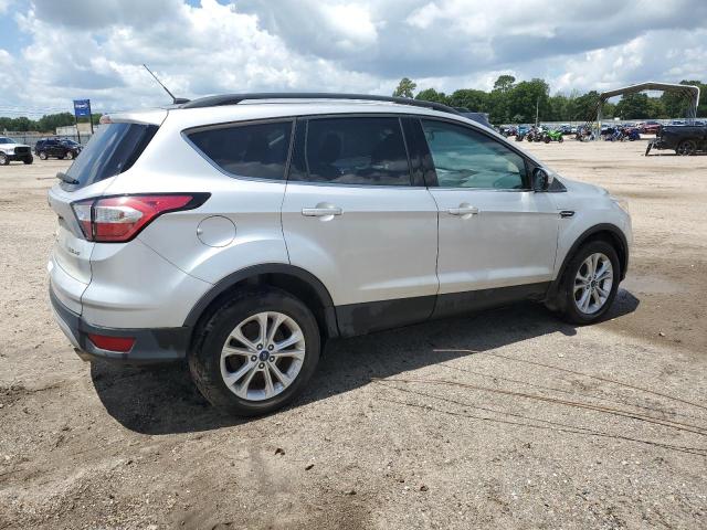  FORD ESCAPE 2018 Srebrny