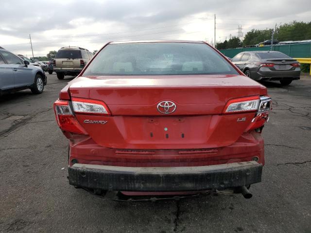 Sedans TOYOTA CAMRY 2012 Czerwony