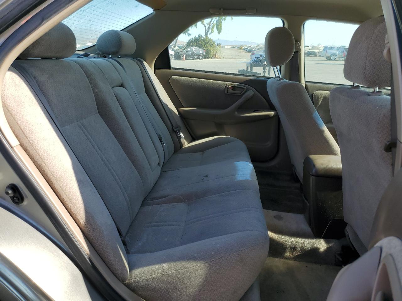 2000 Toyota Camry Ce VIN: JT2BG22K5Y0387003 Lot: 63218085