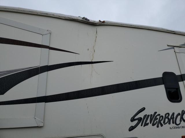 2015 FORESRIVER SILVERBACK  