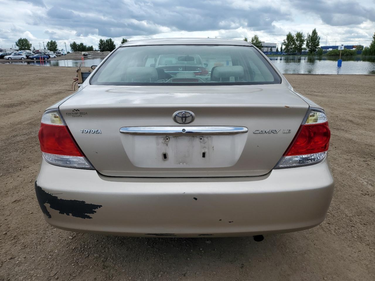 2005 Toyota Camry Le VIN: 4T1BE32K85U598909 Lot: 64627825
