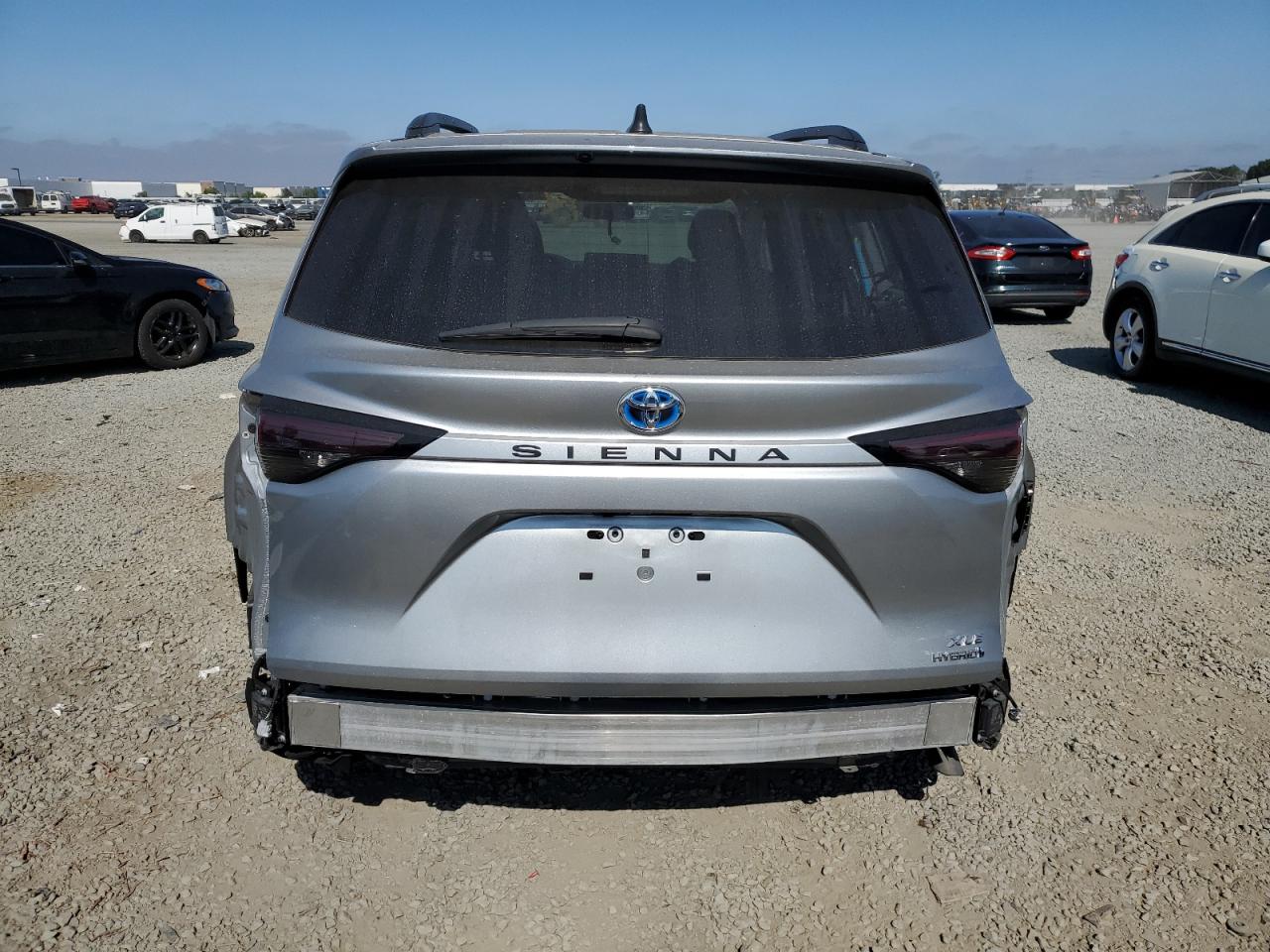 2023 Toyota Sienna Xle VIN: 5TDJRKEC1PS166494 Lot: 63250775
