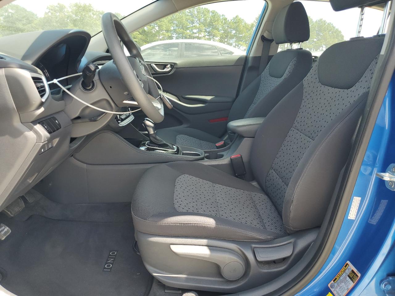 2017 Hyundai Ioniq Blue VIN: KMHC65LC1HU024886 Lot: 63460425