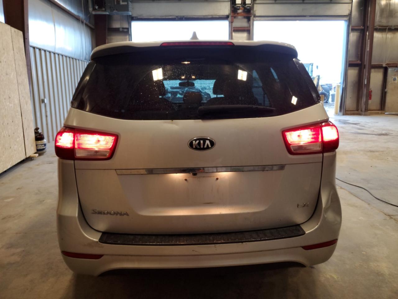 2017 Kia Sedona Lx VIN: KNDMB5C18H6230438 Lot: 64853925