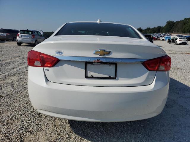 Sedans CHEVROLET IMPALA 2017 Biały