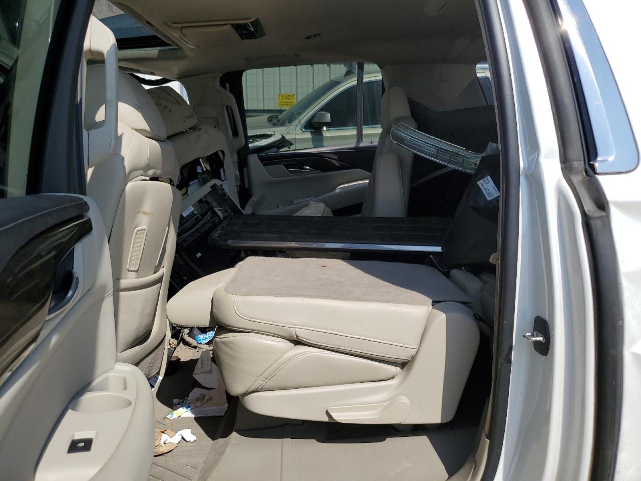 2018 Cadillac Escalade Esv Premium Luxury VIN: 1GYS3JKJ6JR258347 Lot: 65399055