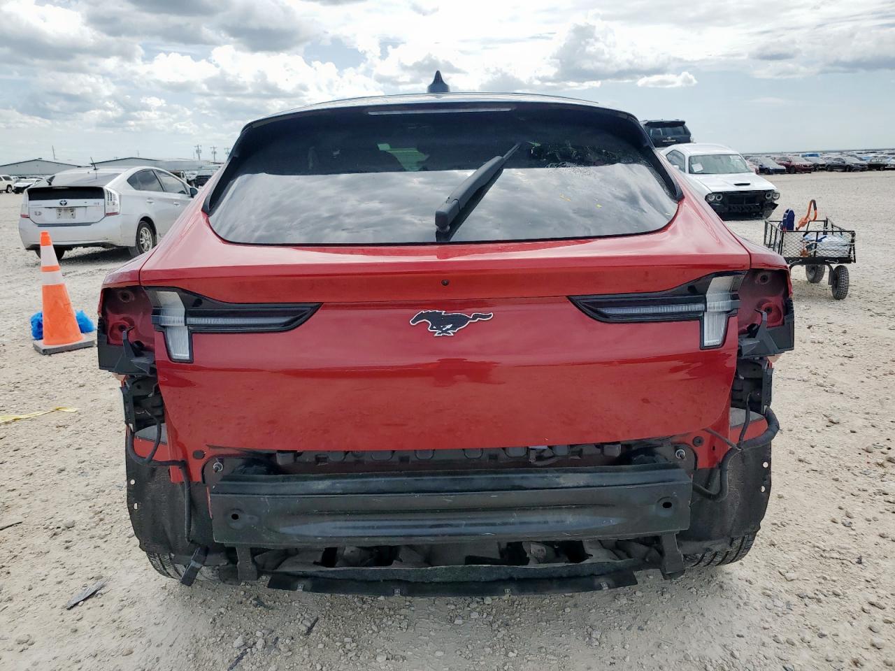 2021 Ford Mustang Mach-E Premium VIN: 3FMTK3R77MMA44925 Lot: 64307295