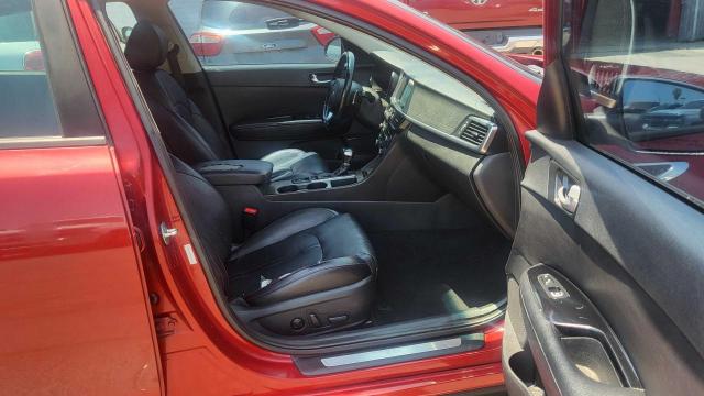 Sedans KIA OPTIMA 2016 Czerwony