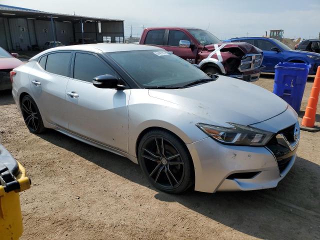 Sedans NISSAN MAXIMA 2017 Srebrny