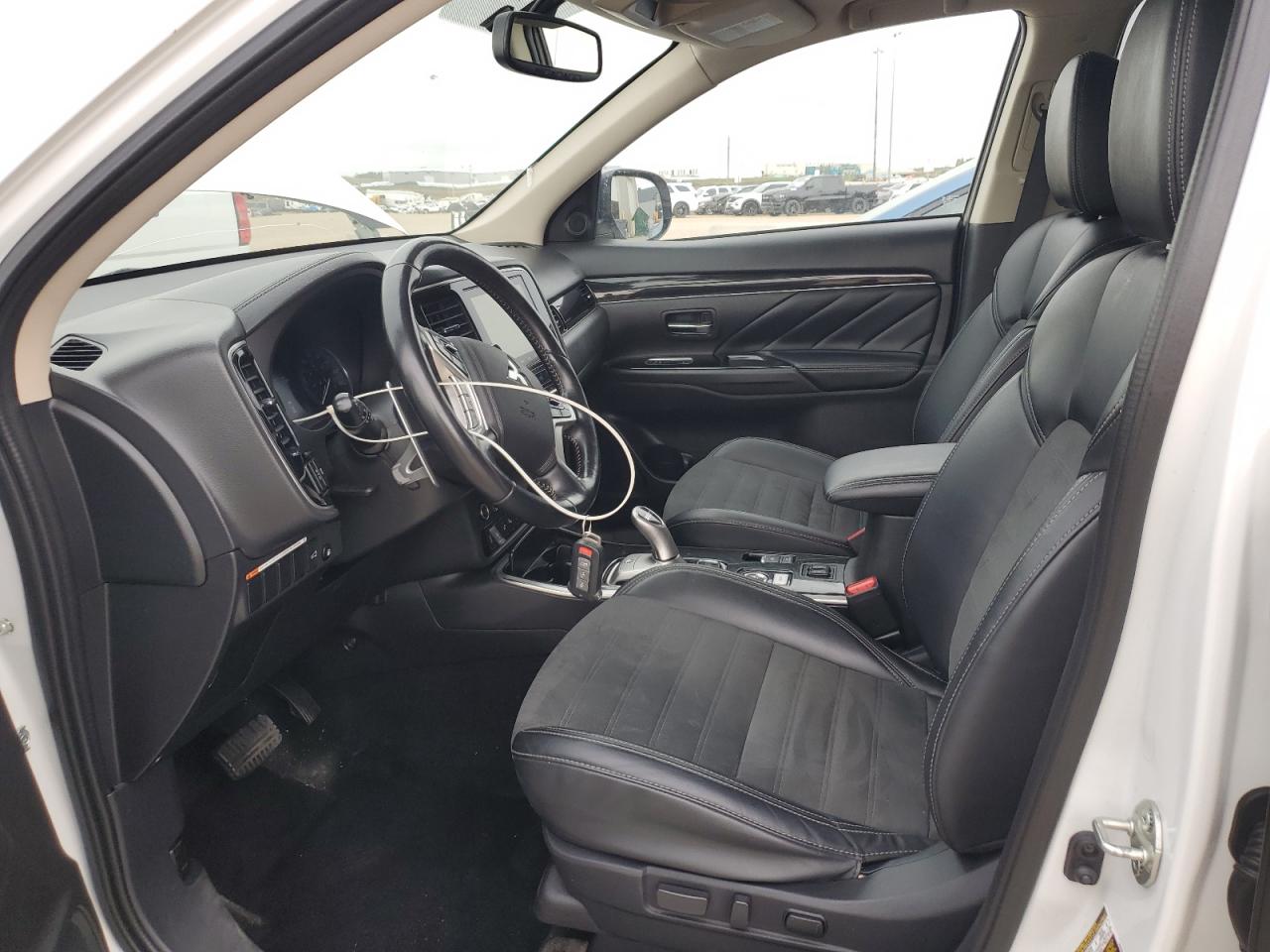 2020 Mitsubishi Outlander Sel VIN: JA4J24A57LZ610326 Lot: 64190905