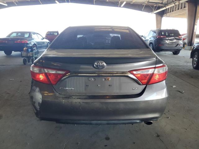  TOYOTA CAMRY 2017 Серый