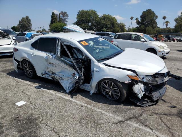  TOYOTA CAMRY 2021 White