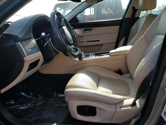 Sedans JAGUAR XF 2017 Green