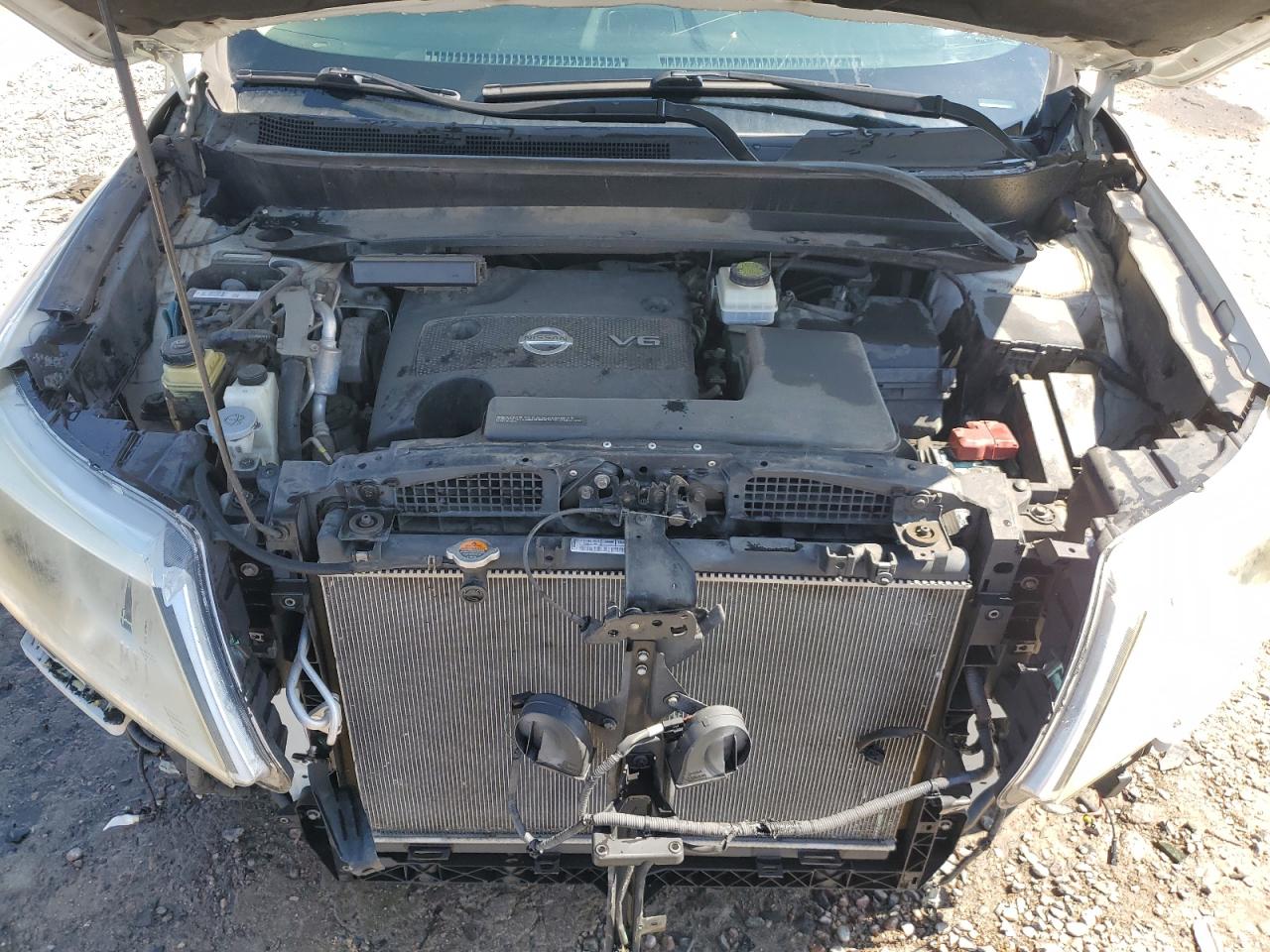 2015 Nissan Pathfinder S VIN: 5N1AR2MM0FC674638 Lot: 64074615