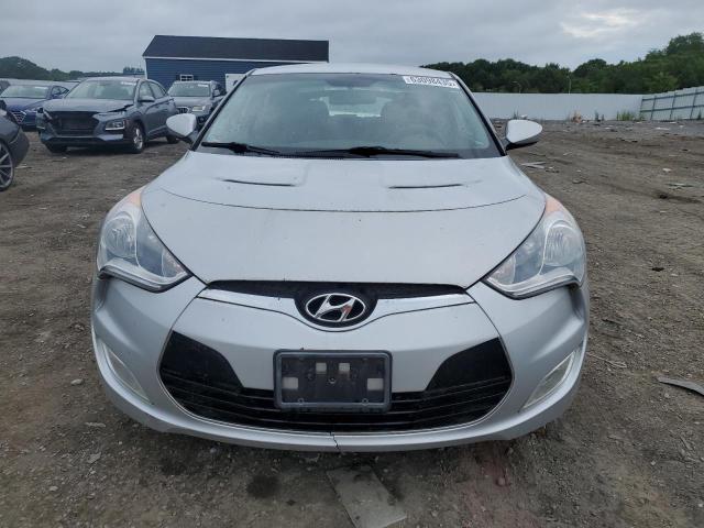  HYUNDAI VELOSTER 2012 Srebrny