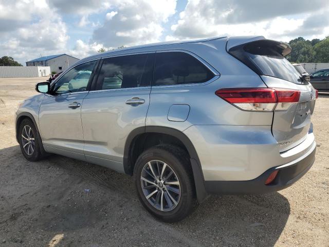  TOYOTA HIGHLANDER 2018 Silver